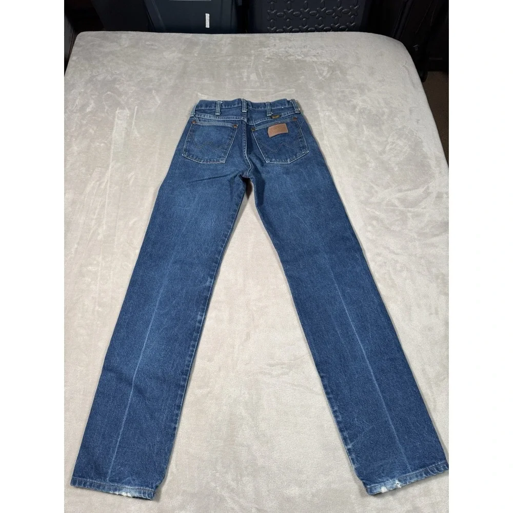 Vintage 80s Wrangler 13mwz Cowboy Cut Jeans Size 26x32 Blue Western MADE IN USA